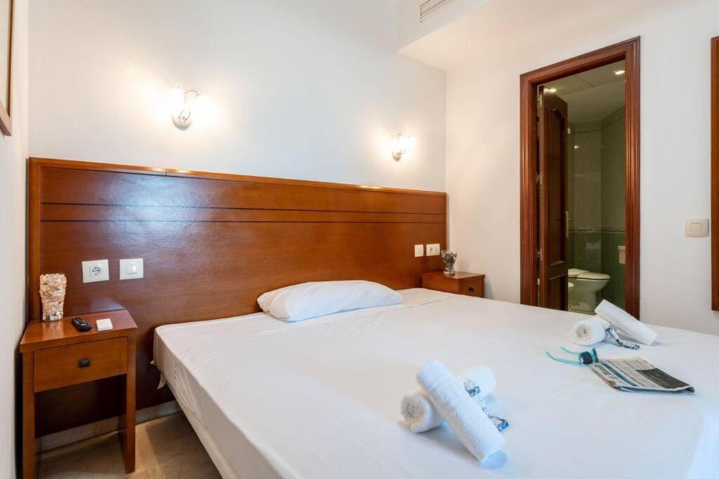 Ct 240 - Beachfront Apartment -Don Juan Manilva Buitenkant foto