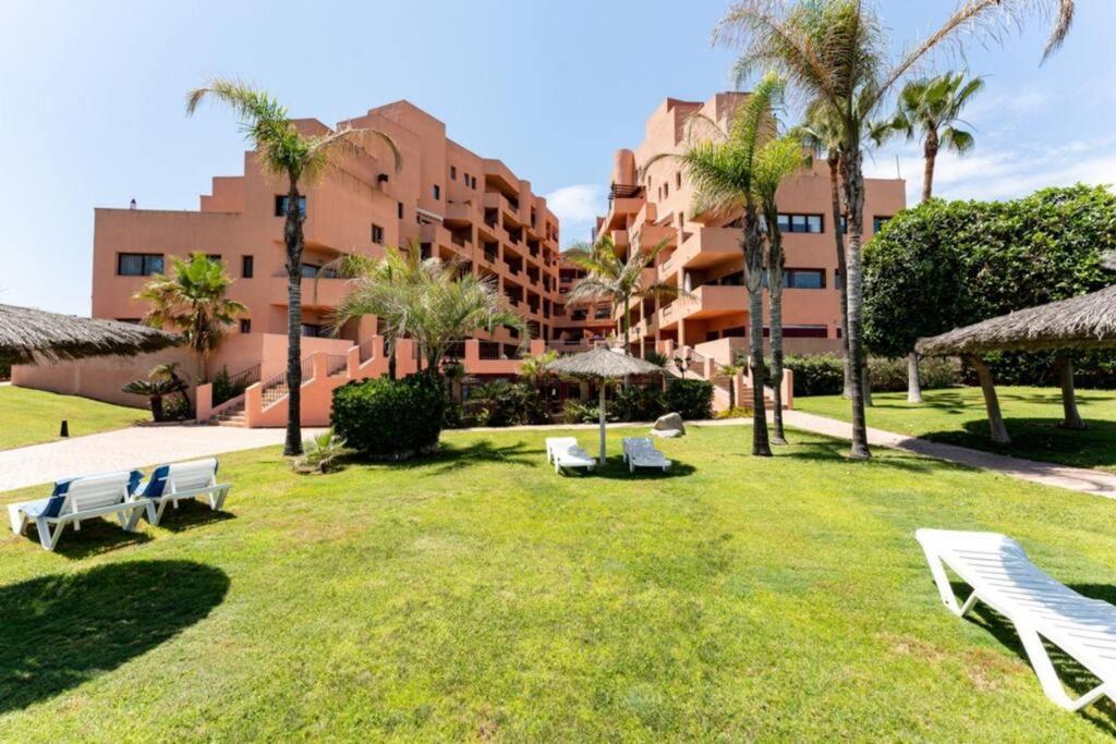 Ct 240 - Beachfront Apartment -Don Juan Manilva Buitenkant foto